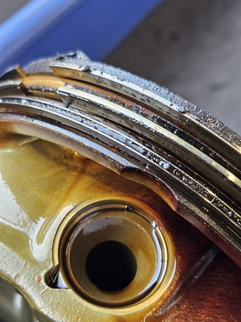 verstopfter Kolbenring