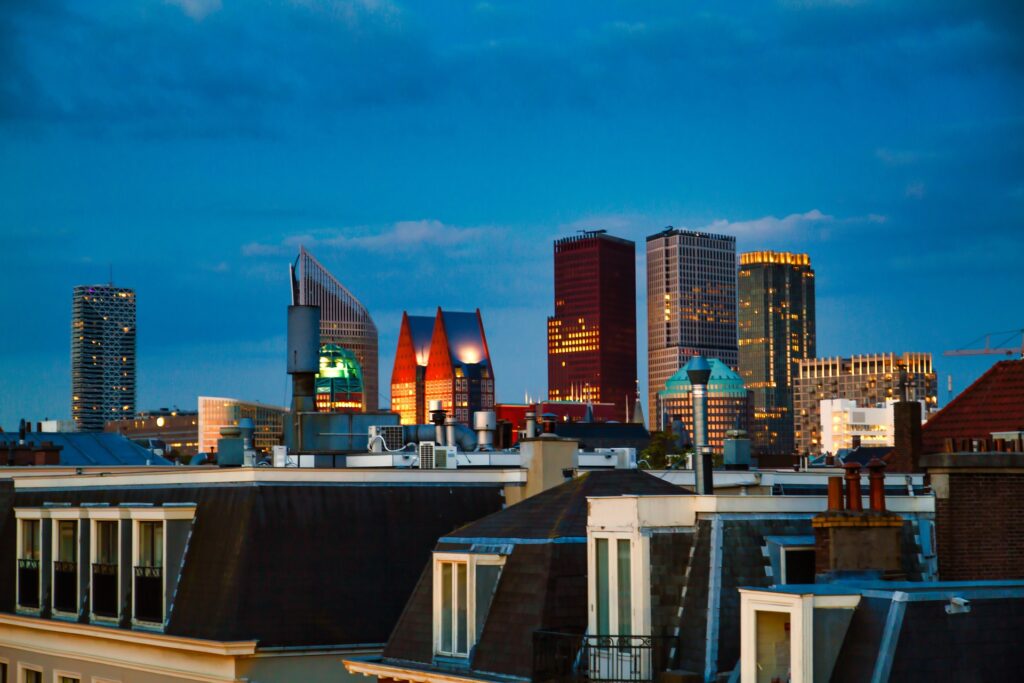 Den Haag, Bild von Marius Steinke auf Pixabay