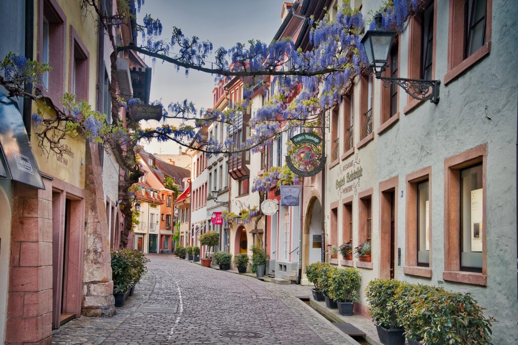 Freiburg, Bild von Paul Henri Degrande auf Pixabay