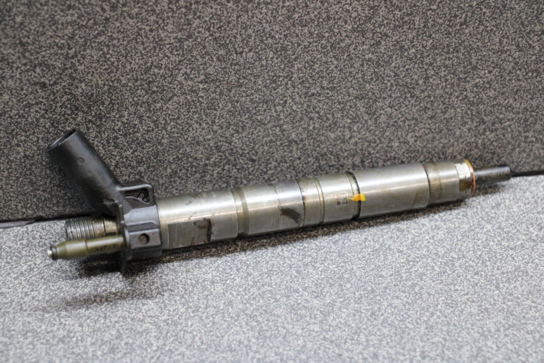 7805428 Injektor Einspritzdüse BMW E81 E87 120d E90 320d F10 530d 0445116024
