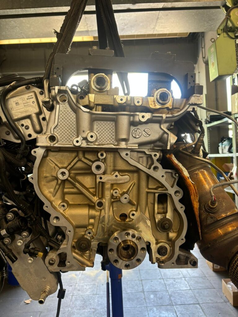 Steuerkettensatz entfernt B48B20A aus dem BMW 220i Coupe F22