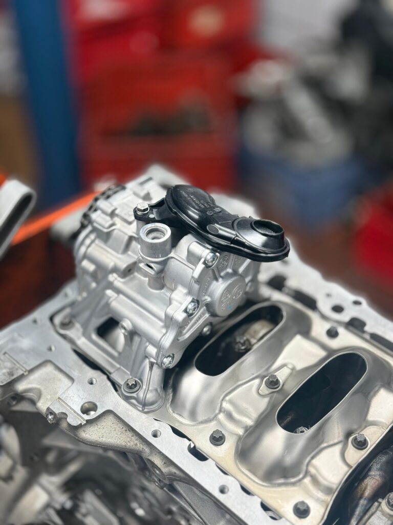 Neu verbaute Ölpumpe vom B57D30C