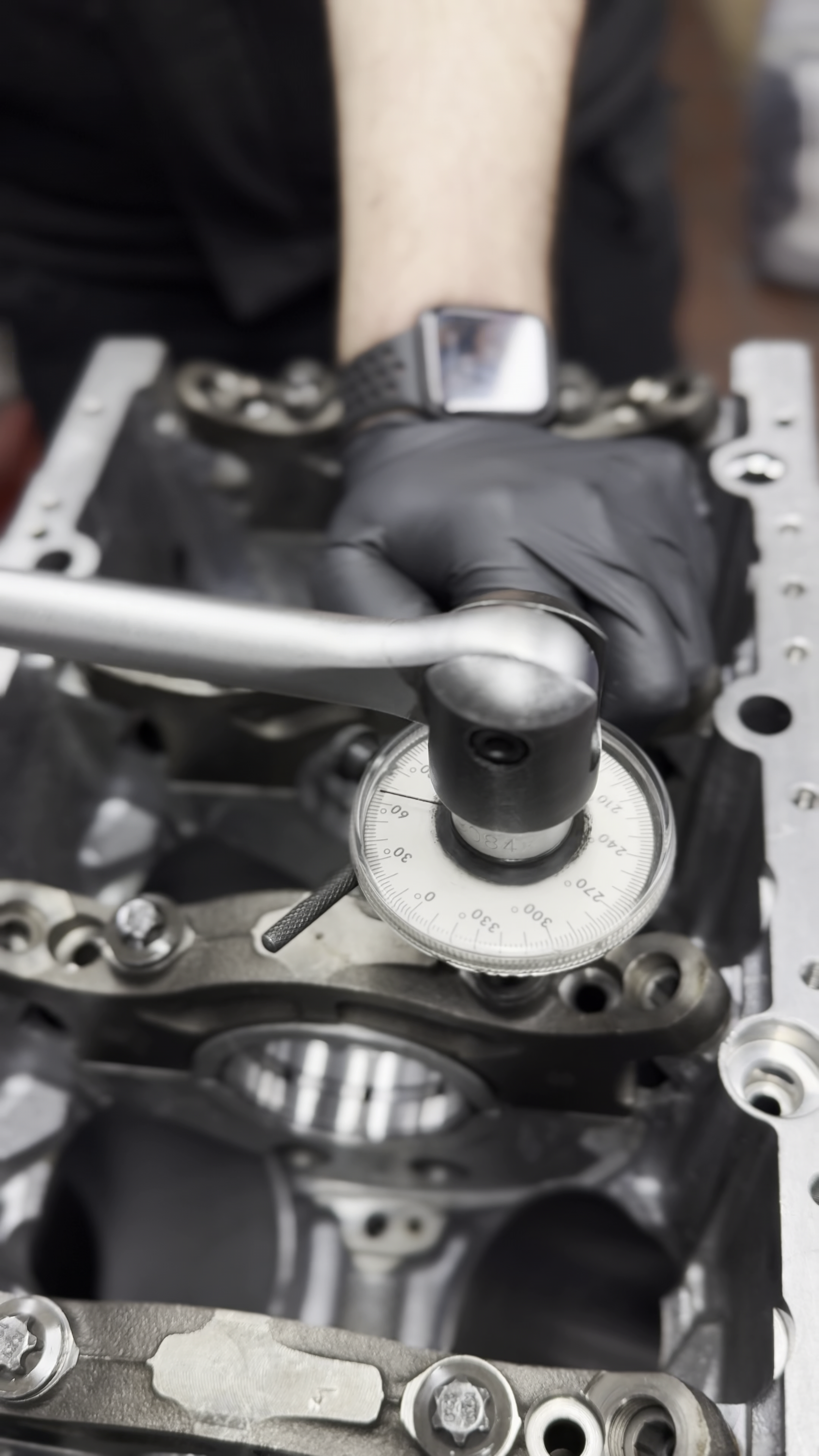 Mechanische Motorenbearbeitung bei Motorschmiede Oberhausen